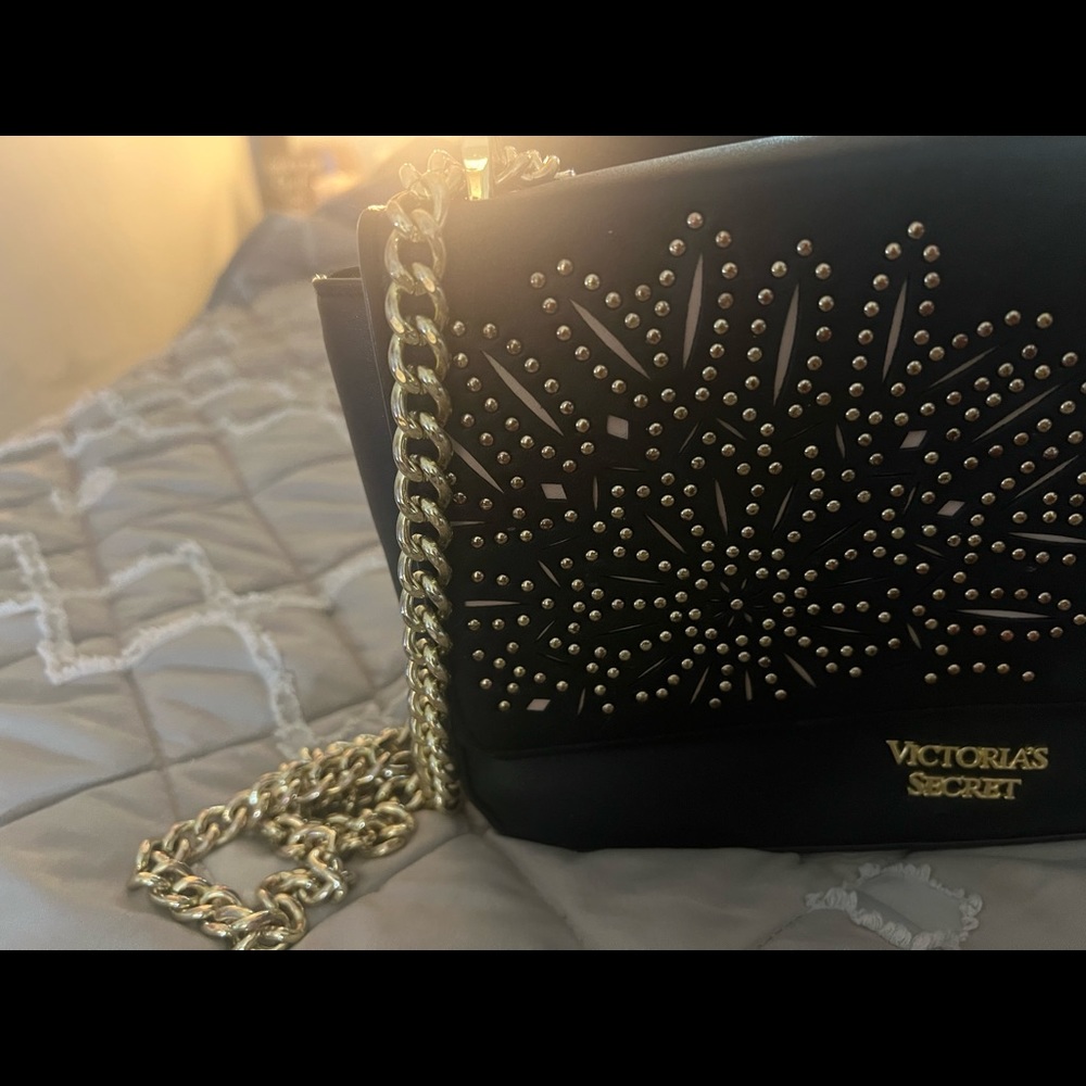 Victoria secret purse - Picture 2 of 4